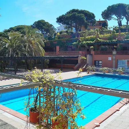 Monti Villa Lloret de Mar