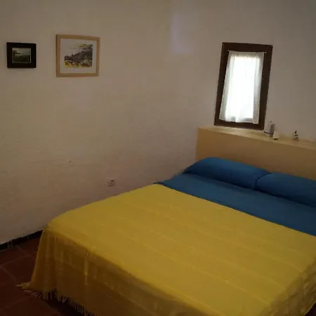 Monti Villa *